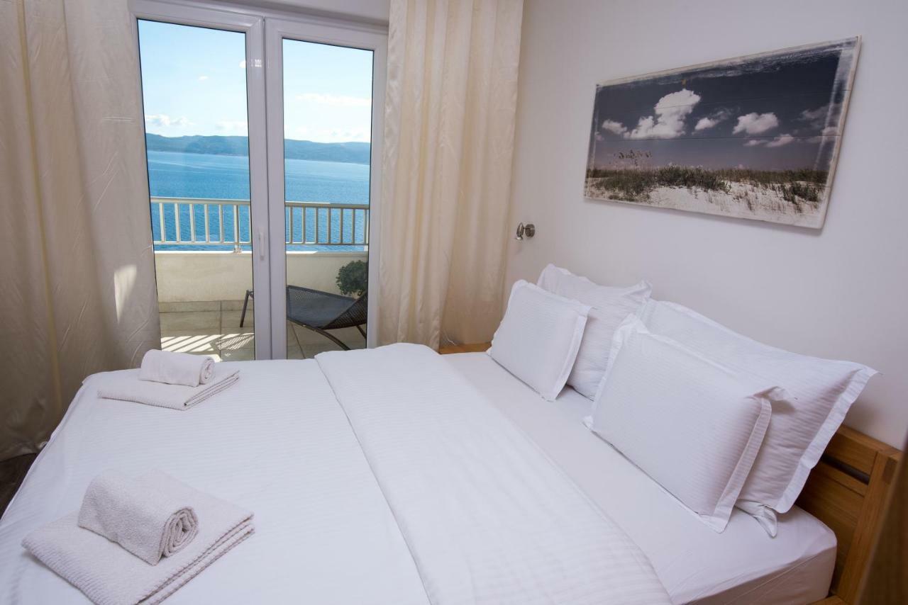 Apartments Vela Sollis Marusici  Esterno foto